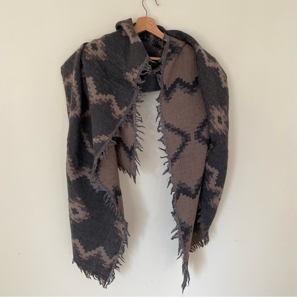 Wilfred Diamond Mosaic Wool Blanket Scarf - Picture 6 of 6